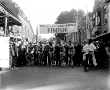 Wielerclubkampioenschap van Nederland in Wijk bij Duurstede, de ploeg Willebrord, Bestanddeelnr 907-3399