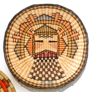 Wicker plaque, Hopi, 1901 - Ethnological Museum, Berlin - DSC01078