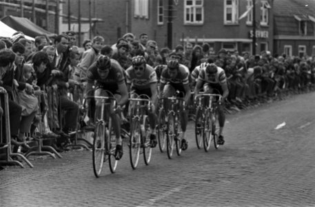 Wielrennen Acht van Chaam kopgroep van zes man onderw v.l.n.r. Poortvliet, Ja, Bestanddeelnr 923-6918