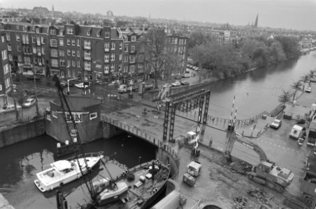 Wiegbrug in Amsterdam wordt afgebroken i.v.m. vervanging, Bestanddeelnr 934-3494 photo