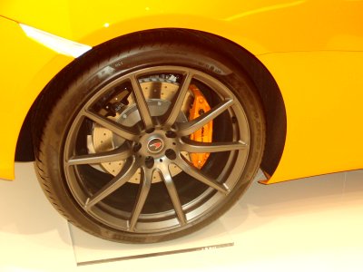 Wheel of McLaren MP4-12C