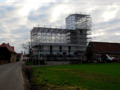 Wiederaufbau Tellschützer Kirche mit Eingerüstung ab Mai 2015A