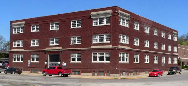 Wherrett-Mize Drug bldg from SE 1