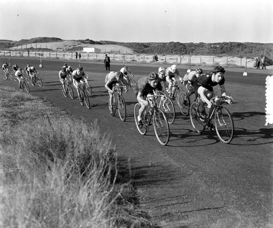 Wielrennen junioren Zandvoort, Bestanddeelnr 905-3563