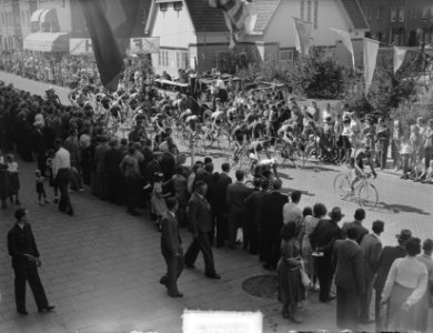 Wielrennen, Bestanddeelnr 903-5454