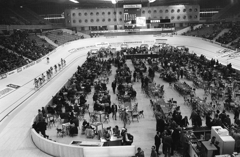Wielerzesdaagse, Ahoyhal, Rotterdam overzicht, Bestanddeelnr 924-1807