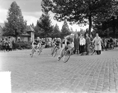 Wielrennen clubkampioenschap Eindhoven, actieplaatje, Bestanddeelnr 905-9797