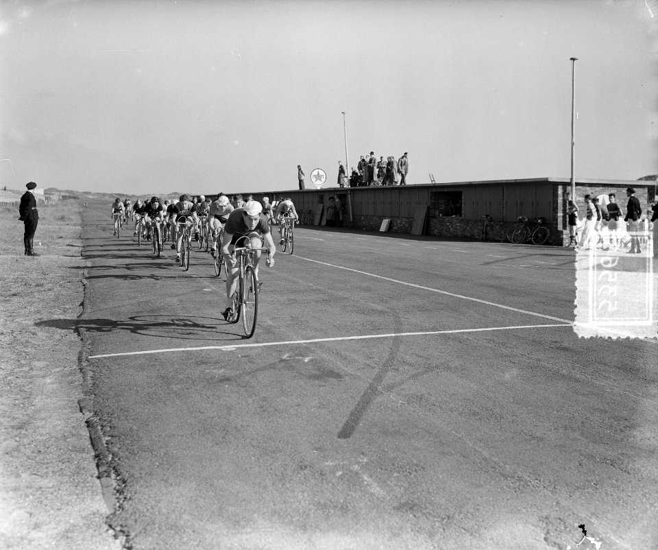 Wielrennen junioren Zandvoort, Bestanddeelnr 905-3565