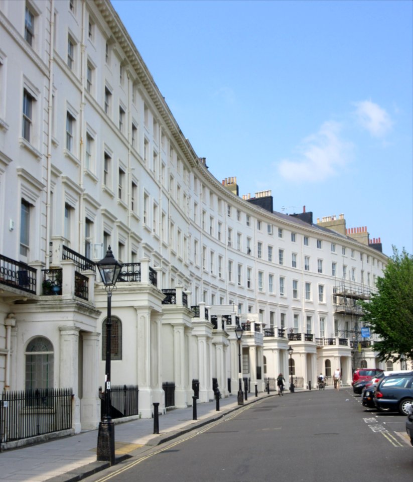 West Side of Adelaide Crescent, Kingsway, Hove (NHLE Code 1187537) (June 2016)