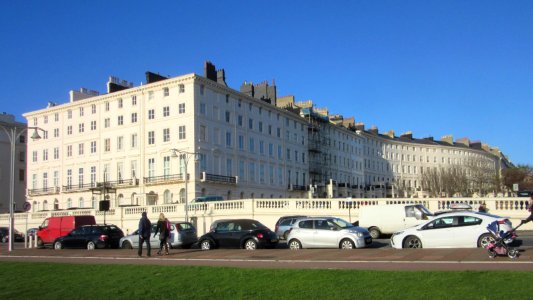 West Side of Adelaide Crescent, Kingsway, Hove (NHLE Code 1187537) (January 2017) (8)