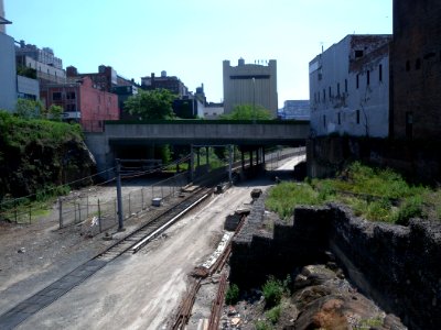 West Side NYCRR 38 St singletrack jeh