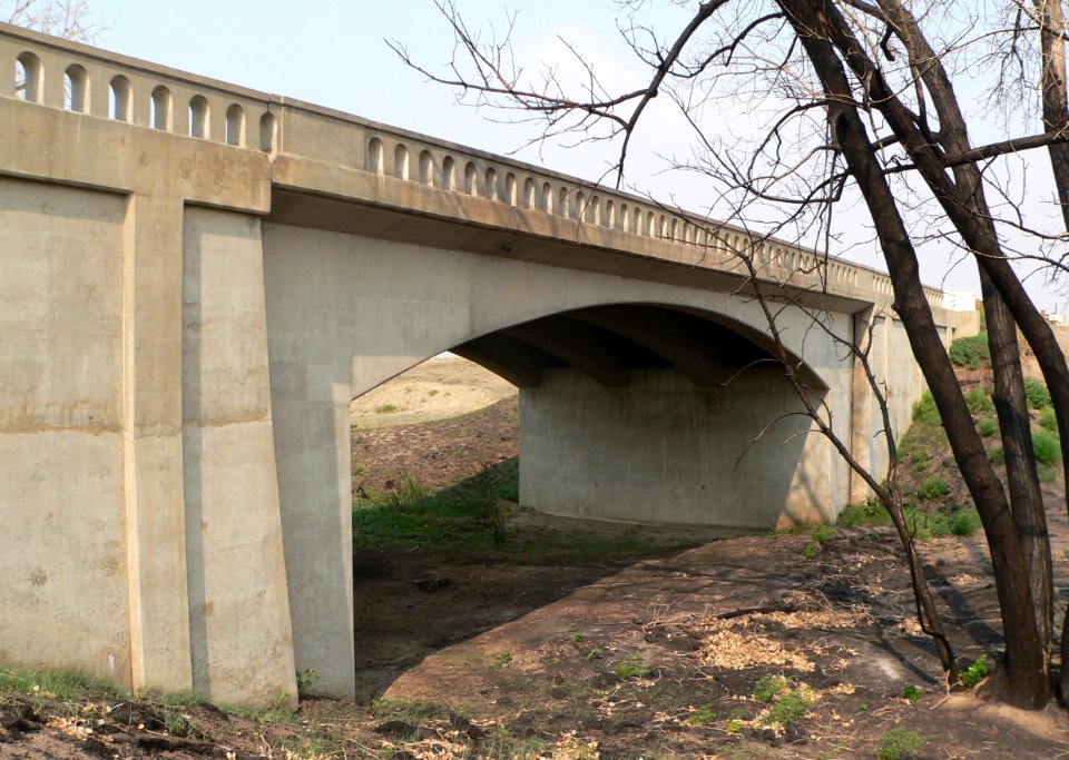 West Plum Bush Creek bridge (Last Chance, CO) from SW 2