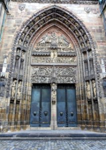West portal - St. Lorenz church - Nuremberg, Germany - DSC01732