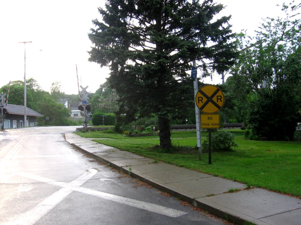 West Mystic School Street crossing 128