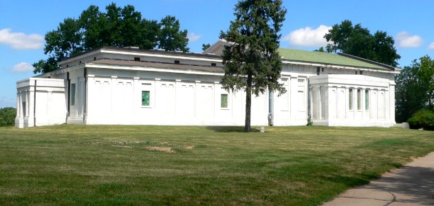 West Lawn Mausoleum Omaha 4