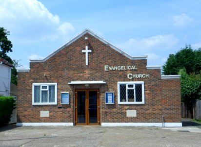 West Ewell Evangelical Church, Lansdowne Road, West Ewell (July 2013) (1)