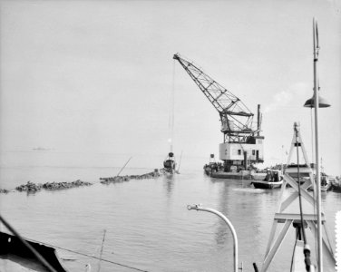 Werkzaamheden Deltaplan bij Hellevoetsluis, Bestanddeelnr 908-4341