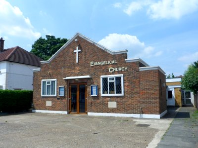 West Ewell Evangelical Church, Lansdowne Road, West Ewell (July 2013) (3)