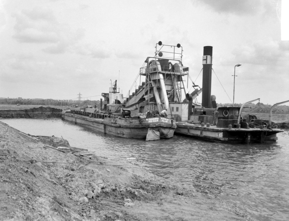 Werkzaamheden Coentunnel. Baggermolen, Bestanddeelnr 912-9210