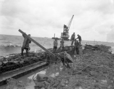 Werkzaamheden Zuiderzeewerken, dijkbouw LelystadHarderwijk, Bestanddeelnr 906-6388