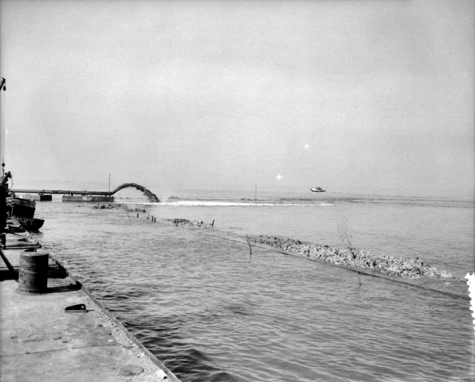 Werkzaamheden Deltaplan bij Hellevoetsluis, Bestanddeelnr 908-4343