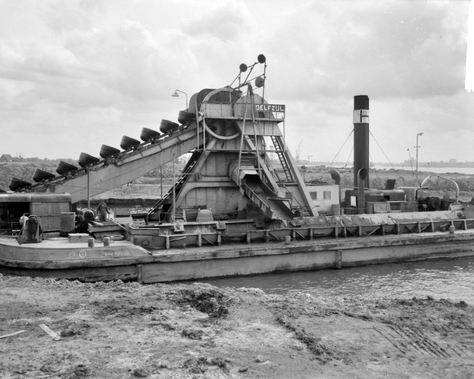 Werkzaamheden Coentunnel. Baggermolen, Bestanddeelnr 912-9208