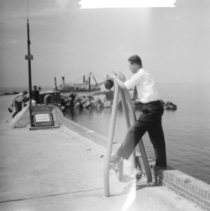 Werkzaamheden om en nabij de wandelpier van IJmuiden, Bestanddeelnr 914-0408
