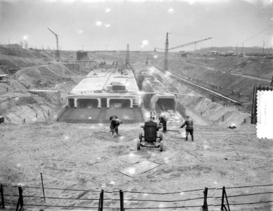 Werkzaamheden tunnelbouw Velzen, Bestanddeelnr 906-2561 photo