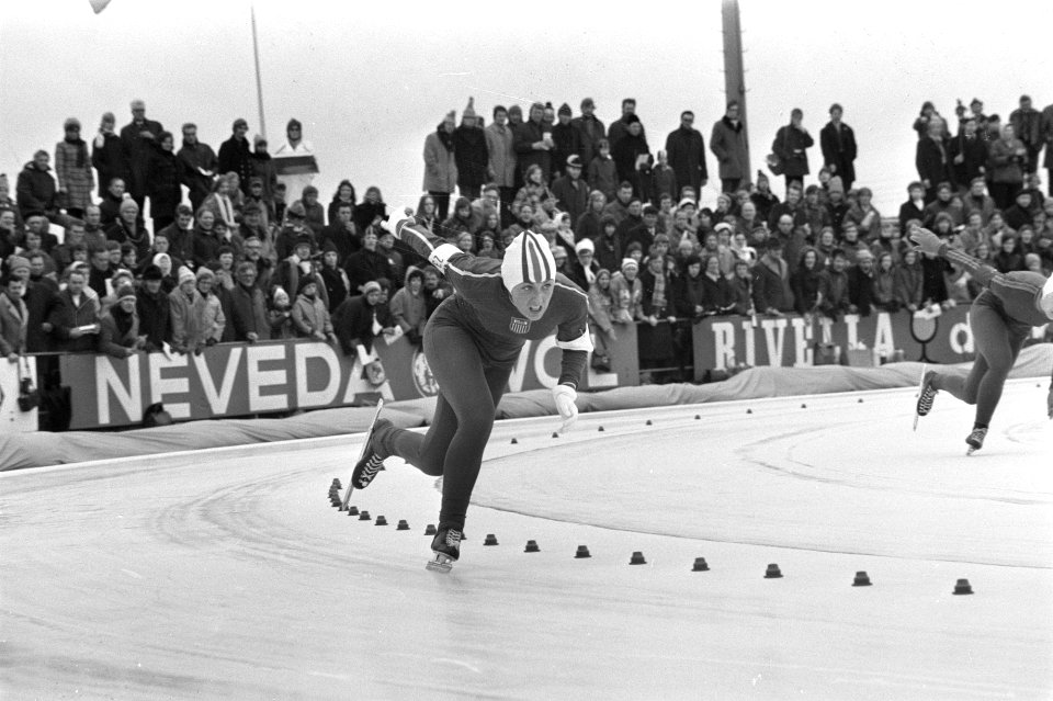 Wereldkampioenschappen schaatsen dames in Heerenveen Diana Holum in actie, Bestanddeelnr 925-4335