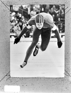 Wereldkampioenschappen schaatsen heren, Gothenburg Claesson in aktie, Bestanddeelnr 924-2682