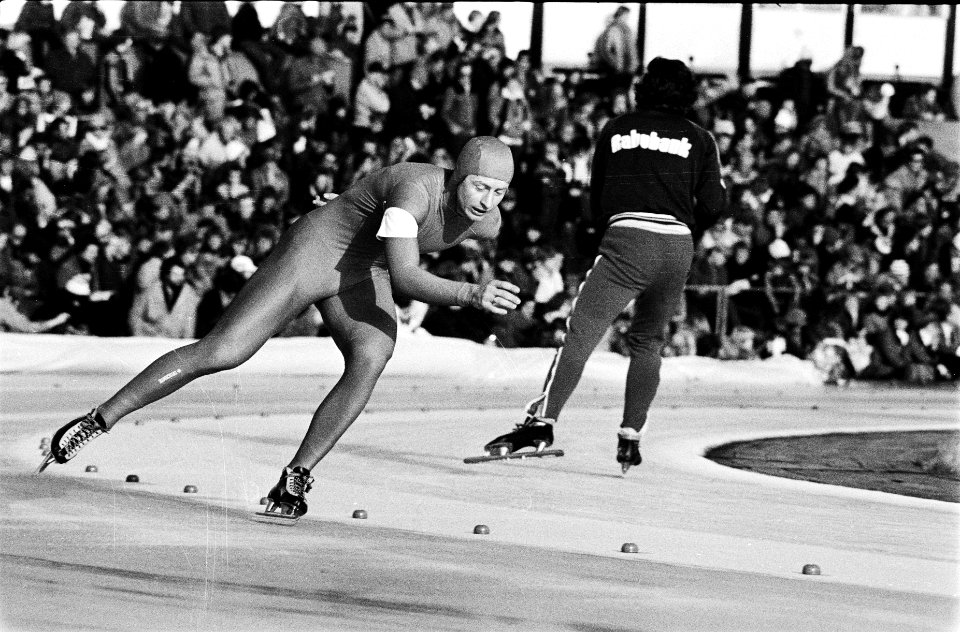 Wereldkampioenschappen schaatsen heren allround in Heerenveen Amund Sjobrend (N, Bestanddeelnr 930-6969