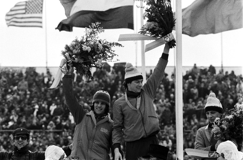 Wereldkampioenschappen schaatsen heren allround in Heerenveen. Prijsuitreiking v, Bestanddeelnr 930-6984