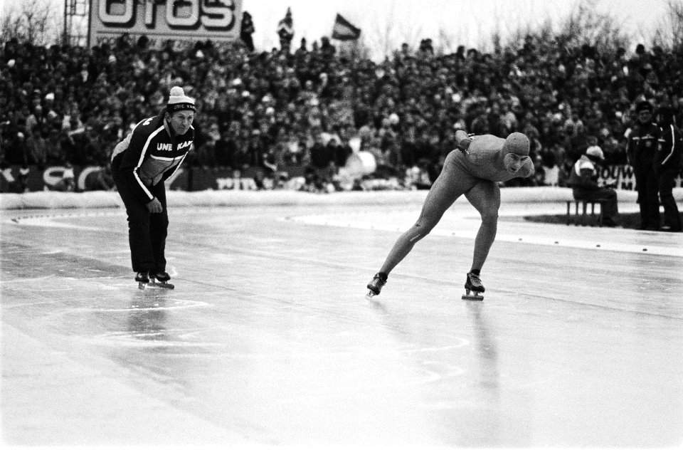 Wereldkampioenschappen schaatsen heren allround in Heerenveen. Coach Egbert van , Bestanddeelnr 930-6982