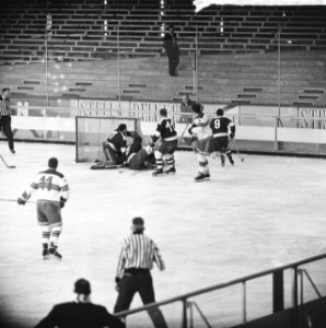 Wereldkampioenschappen ijshockey C-landen te Genève Nederland tegen Joegoslavi…, Bestanddeelnr 912-1817