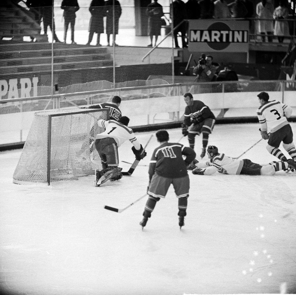 Wereldkampioenschappen ijshockey C-landen in Genève Nederland tegen Frankrijk, Bestanddeelnr 912-1829