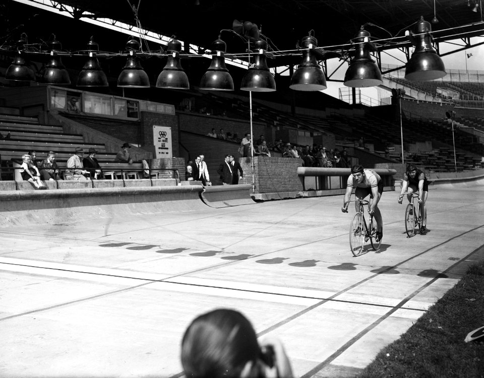 Wereldkampioenschappen Olympisch Stadion Arie Van Vliet Finish, Bestanddeelnr 902-9451