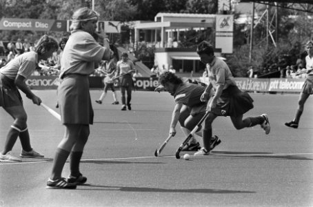 Wereldkampioenschappen hockey in Amstelveen Nederland-Schotland Marjolein Eijs, Bestanddeelnr 933-7292