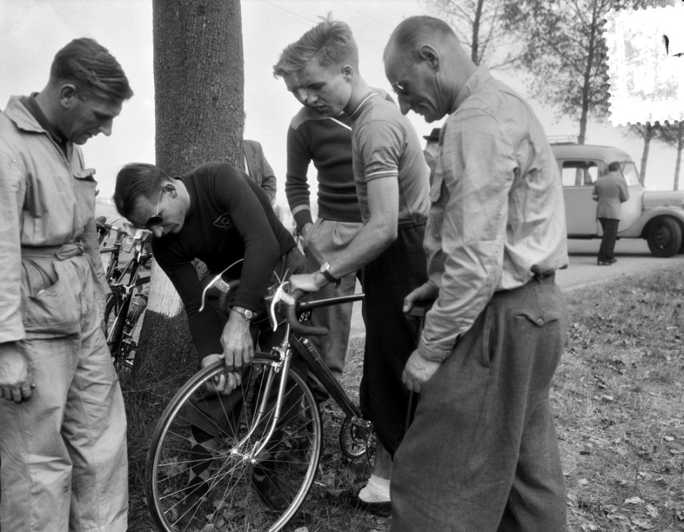 Wereldkampioenschappen Luxemburg. W. van Est en Van Brekel, Bestanddeelnr 905-2741