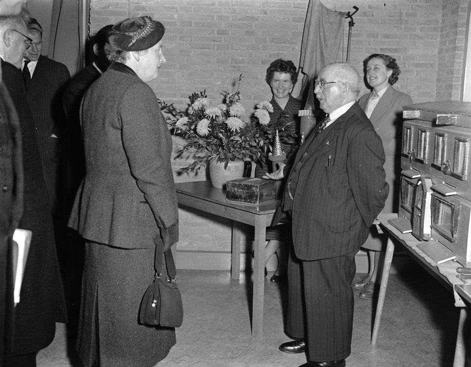 Werkbezoek van de Koningin aan Drenthe, Bestanddeelnr 907-4423
