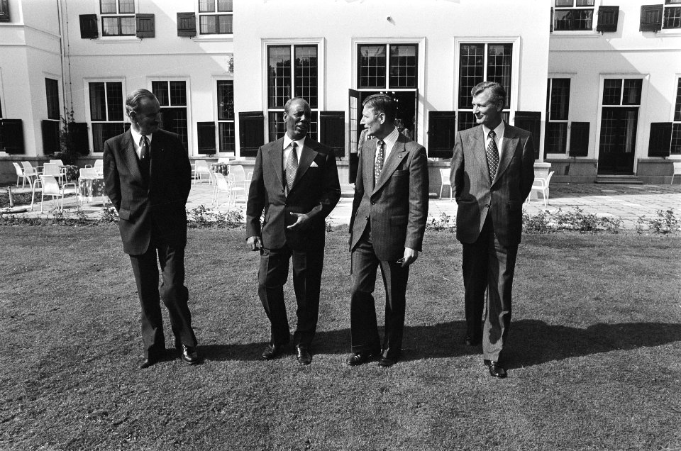 Werkbezoek Somalische president Siard Barre Barre ontvangen door premier Van A, Bestanddeelnr 929-8867