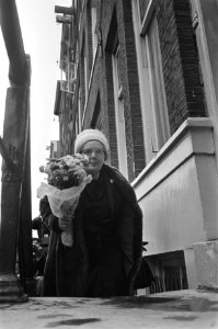 Werkbezoek van koningin Juliana aan Amsterdam koningin Juliana bezoekt Marokkaa, Bestanddeelnr 924-1948