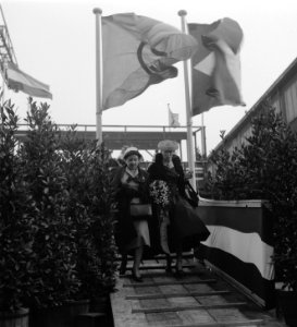 Werf Gusto Schiedam tewaterlating Straat Torres, Bestanddeelnr 907-6675