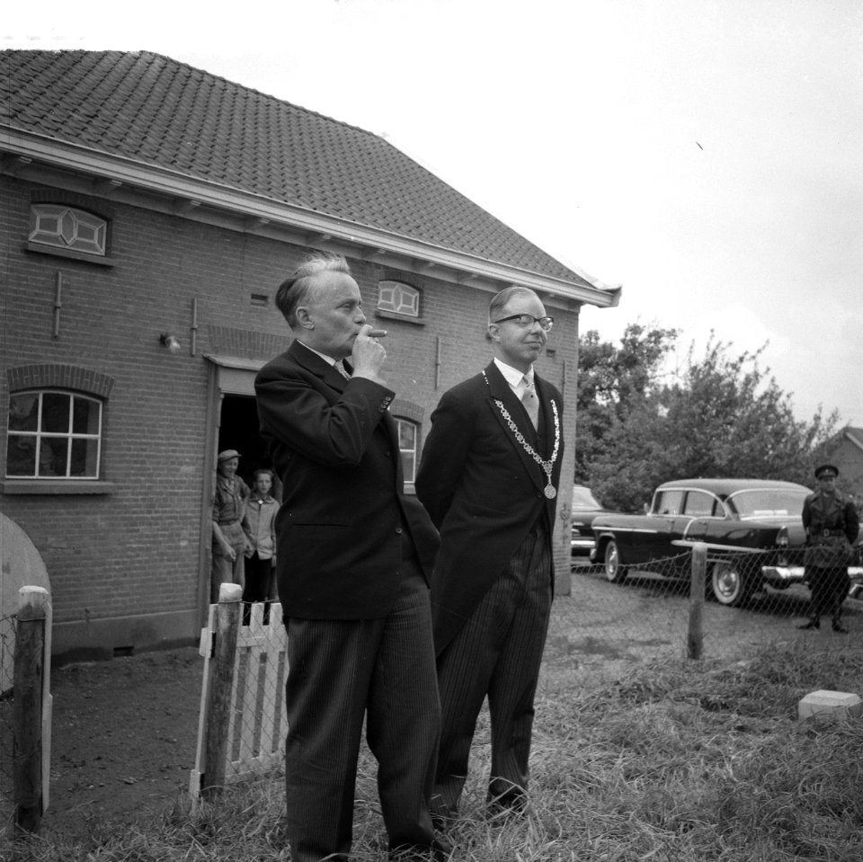 Werkbezoek mr. J. Klaasesz aan Heerjansdam, Bestanddeelnr 912-5956