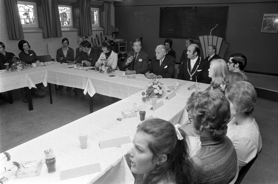Werkbezoek Prinses Beatrix en Prins Claus aan Zuid Holland, Bestanddeelnr 925-0122