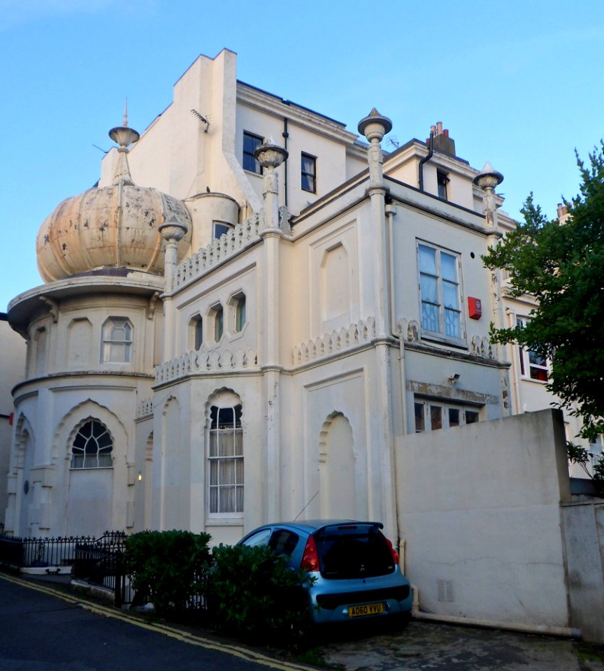 Western Pavilion, Western Terrace, Brighton (NHLE Code 1381108) (October 2013)