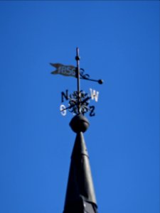 Wetterfahne auf der Turmuhr in Gillersdorf