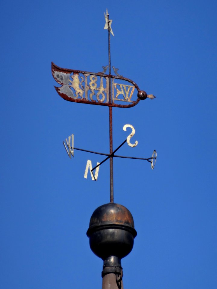 Wetterfahne auf dem Gemeindehaus in Hohleborn (Floh-Seligenthal)
