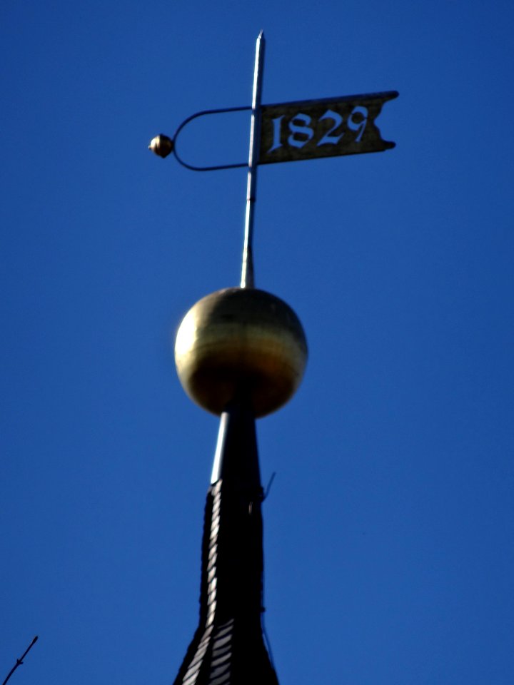 Wetterfahne auf der Kirche von Gillersdorf