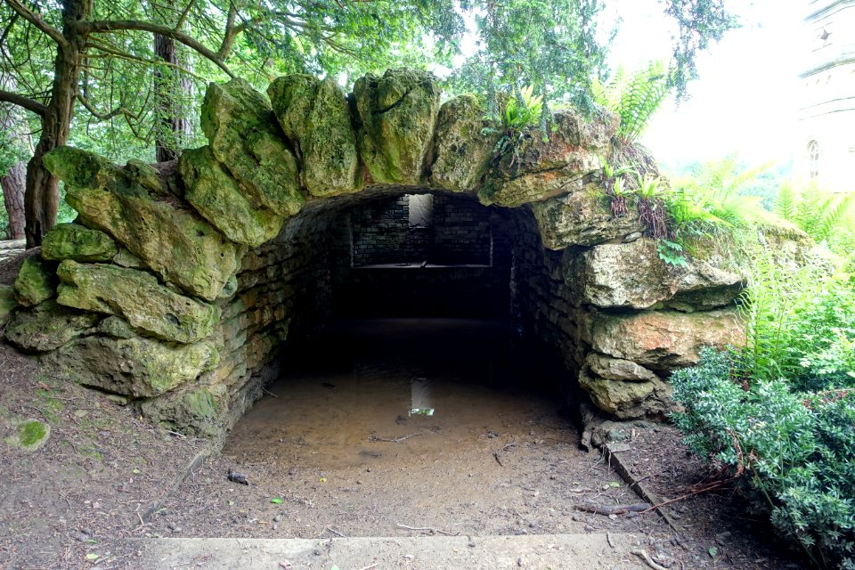 Wet place - Studley Royal Park - North Yorkshire, England - DSC00901