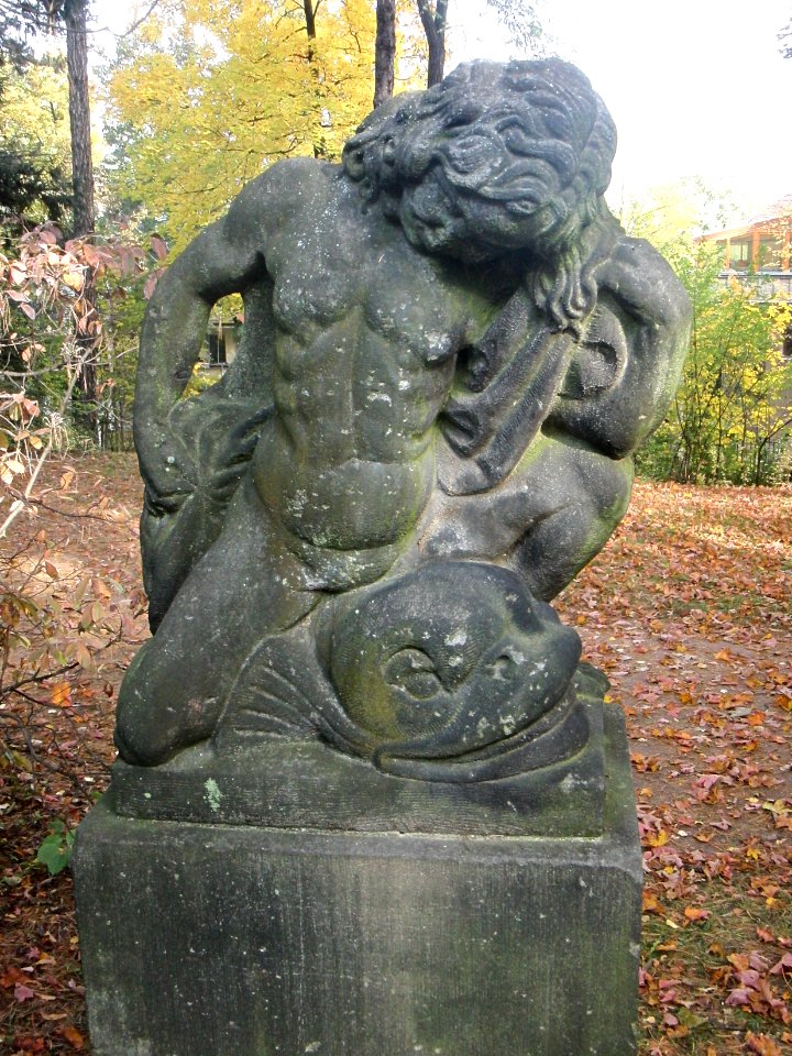 Weschke.Kind m Delphin.1